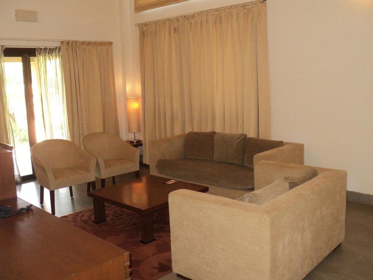 Fountainhead Hotel Alibag Exterior photo